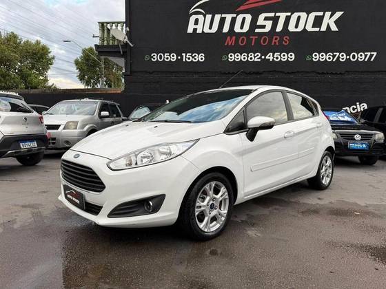 FORD FIESTA 1.6 SE HATCH 16V FLEX 4P POWERSHIFT FORD FIESTA 1.6 SE HATCH 16V FLEX 4P POWERSHIFT
